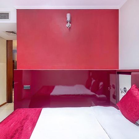 Deluxe Hotel Баку Екстериор снимка