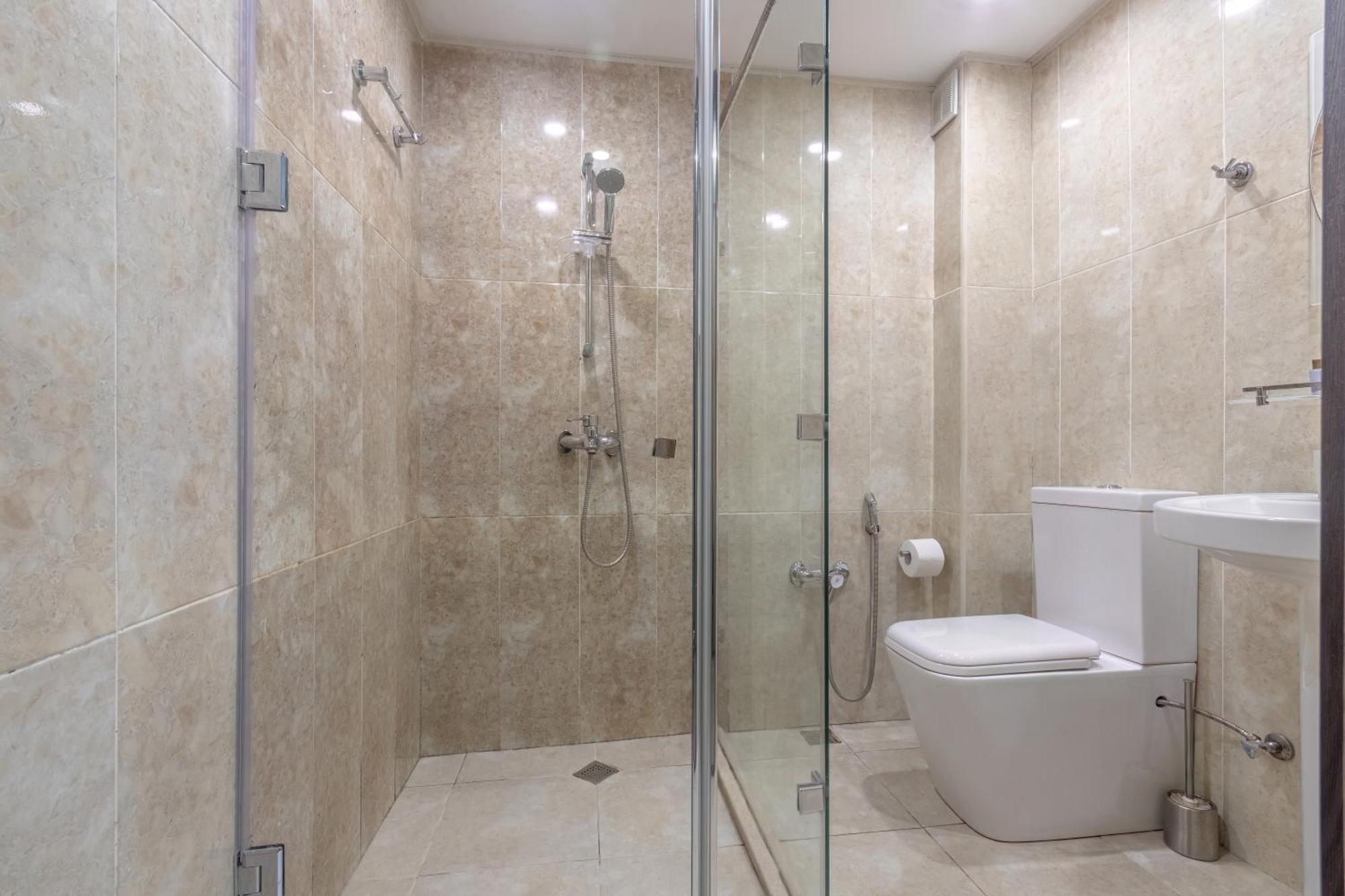 Deluxe Hotel Баку Екстериор снимка